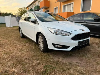 Gebraucht Ford Focus Business Edition 125 PS (91 kW) 2018 Weiß Kombi