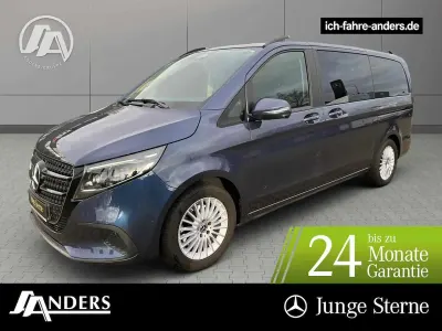 Gebraucht Mercedes V220 Style 163 PS (119 kW) 2024 Blau Van / Kleinbus