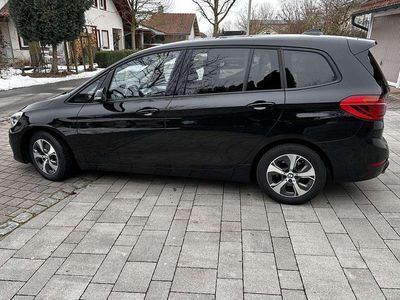 Gebraucht BMW 216 116 PS (85 kW) 2018 Schwarz Van / Kleinbus