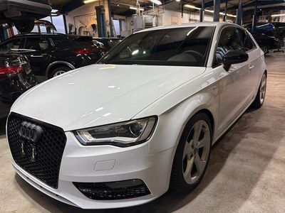 Używany Audi A3 S-Line 179 KM (131 kW) 2012 Biały Hatchback