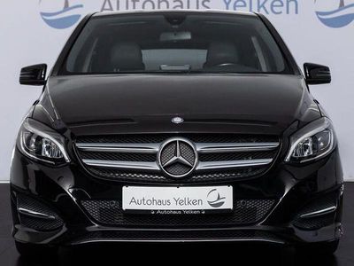 Second-hand Mercedes B220 Urban 177 CP (130 kW) 2015 Negru Monovolum