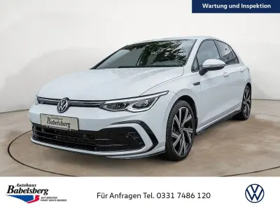 Gebraucht VW Golf VIII R-line 150 PS (110 kW) 2024 Weiß Limousine