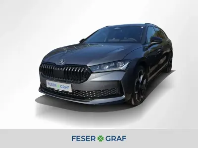 Neu Skoda Superb SportLine 150 PS (110 kW) 2026 Graphitegrau Kombi