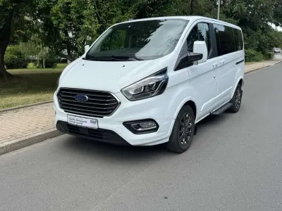 Gebraucht Ford Tourneo Custom Titanium X 185 PS (136 kW) 2020 Frostweiß Van