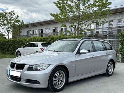 gebraucht BMW 320 i Aut. Touring *Pano*Leder*Navi*