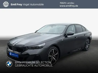 Gebraucht BMW 550e Comfort Edition 313 PS (230 kW) 2025 Grau Limousine