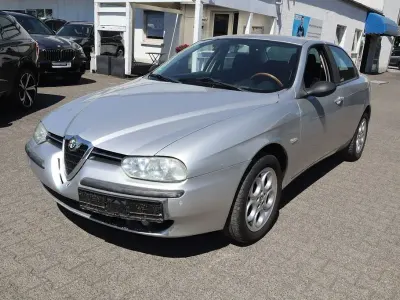 Gebraucht Alfa Romeo 156 155 PS (114 kW) 1999 Silber Limousine