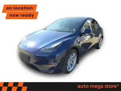 Usata Tesla Model Y 378 kW (514 CV) 2023 Blu SUV