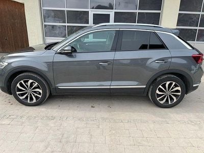 Gebraucht VW T-Roc Active 150 PS (110 kW) 2021 Grau SUV