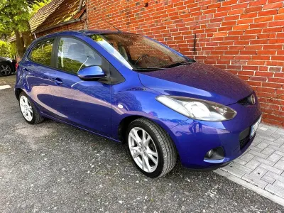 Gebraucht Mazda 2 86 PS (63 kW) 2008 Blau Kleinwagen