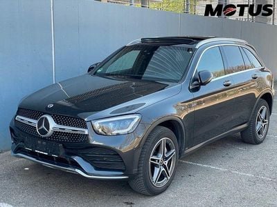 Usata Mercedes GLC300e AMG 194 CV (142 kW) 2020 Grigio SUV