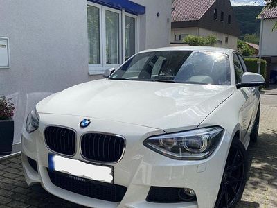 Gebraucht BMW 116 M Sport 136 PS (100 kW) 2015 Weiß Kleinwagen