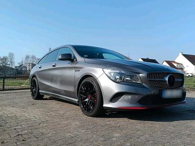 Gebraucht Mercedes CLA180 122 PS (89 kW) 2018 Grau Limousine