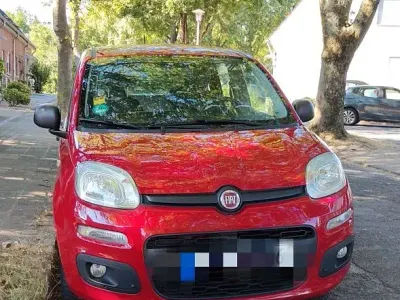 Gebraucht Fiat Panda 69 PS (50 kW) 2015 Rot Kleinwagen