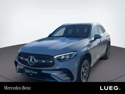 Używany Mercedes GLC200 AMG 204 KM (150 kW) 2024 Szary SUV