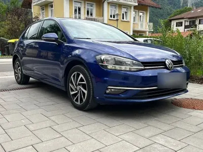 Gebraucht VW Golf VII Join 116 PS (85 kW) 2018 Blau Limousine