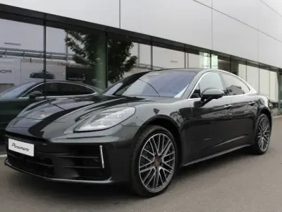 Neu Porsche Panamera 354 PS (260 kW) 2026 Vulkangraumetallic (metallic) Kleinwagen