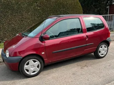 Gebraucht Renault Twingo 58 PS (42 kW) 2007 Rot Kleinwagen