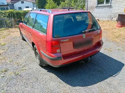Gebraucht VW Passat 120 PS (88 kW) 1999 Rot Kombi