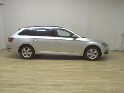 Brugt Skoda Superb Ambition 150 HK (110 kW) 2022 Sølv Stationcar