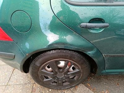 Gebraucht VW Golf IV 75 PS (55 kW) 2002 Grün Kleinwagen