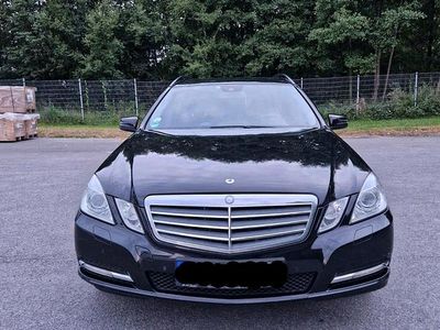 Mercedes E200