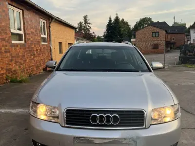 Gebraucht Audi A4 131 PS (96 kW) 2003 Silber Kombi