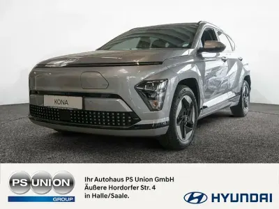 Gebraucht Hyundai Kona Basis 114 kW (156 PS) 2024 Shimmering silver SUV