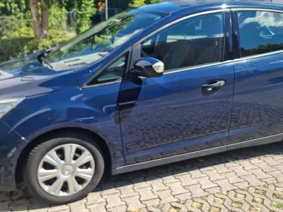 Gebraucht Ford C-MAX Ambiente 105 PS (77 kW) 2012 Blau Van / Kleinbus