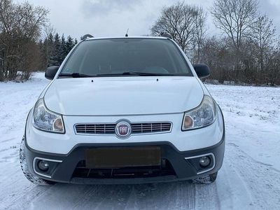 Gebraucht Fiat Sedici Dynamic 120 PS (88 kW) 2010 Weiß SUV
