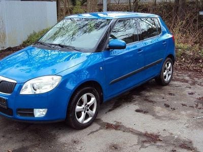Gebraucht Skoda Fabia Style 86 PS (63 kW) 2010 Blau Limousine