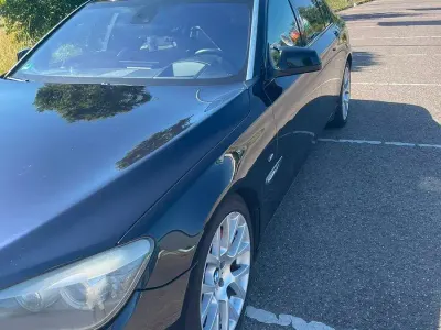 Gebraucht BMW 750L Performance 408 PS (300 kW) 2011 Schwarz Limousine