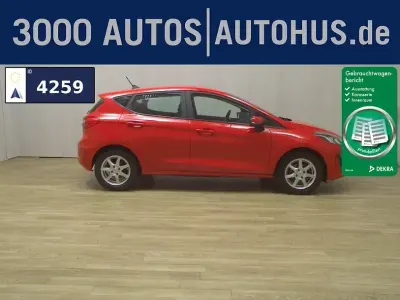 Gebraucht Ford Fiesta Trend 95 PS (69 kW) 2021 Rot Kleinwagen