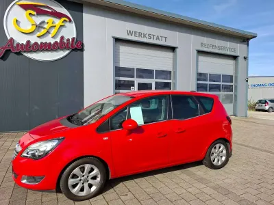 Gebraucht Opel Meriva Innovation 140 PS (102 kW) 2016 Magmarot Van / Kleinbus