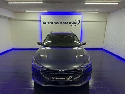 Gebraucht Ford Focus Titanium 120 PS (88 kW) 2022 Grau Kombi