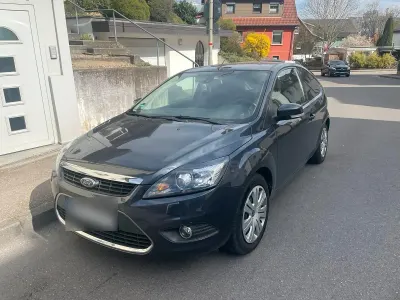 Gebraucht Ford Focus 140 PS (102 kW) 2009 Grau Coupé