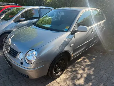 Używany VW Polo 75 KM (55 kW) 2004 Szary Hatchback