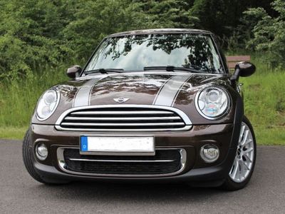 Gebraucht Mini Cooper D 112 PS (82 kW) 2010 Braun metallic Kleinwagen