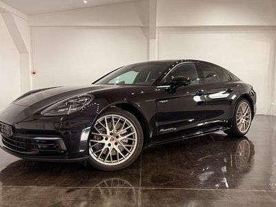 Porsche Panamera 4
