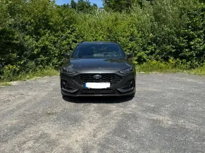 Gebraucht Ford Focus ST-Line X 155 PS (114 kW) 2025 Grau Limousine