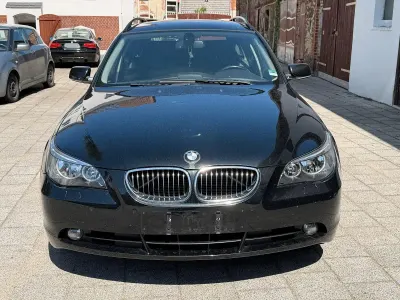 Gebraucht BMW 525 Basis 177 PS (130 kW) 2005 Schwarz Kombi