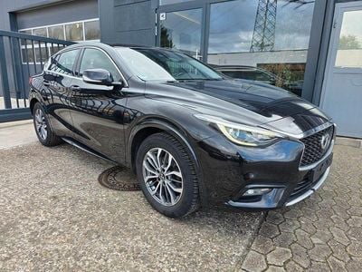 Gebraucht Infiniti Q30 109 PS (80 kW) 2018 Schwarz Limousine