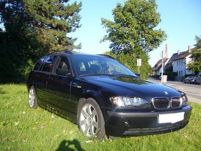 Gebraucht BMW 318 Lifestyle 194 PS (142 kW) 2004 Schwarz metallic Kombi