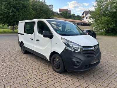 Second-hand Opel Vivaro 120 CP (88 kW) 2017 Alb Monovolum