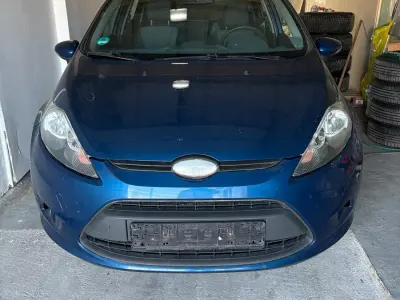 Używany Ford Fiesta 82 KM (60 kW) 2009 Niebieski Hatchback