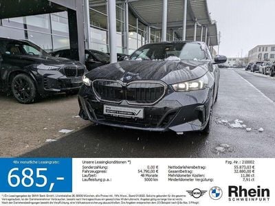 Gebraucht BMW 520 M Sport 197 PS (144 kW) 2025 Carbonschwarz metallic Limousine