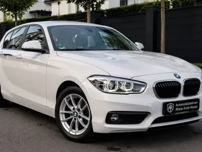 Gebraucht BMW 118 Advantage 136 PS (100 kW) 2018 Weiß Kleinwagen