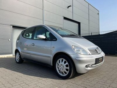 Usata Mercedes A190 Avantgarde 125 CV (91 kW) 2003 Argento Monovolume