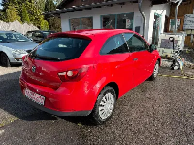 Gebraucht Seat Ibiza Reference 69 PS (50 kW) 2009 Rot Kleinwagen