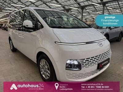 Gebraucht Hyundai Staria Trend 177 PS (130 kW) 2024 Weiß Van / Kleinbus